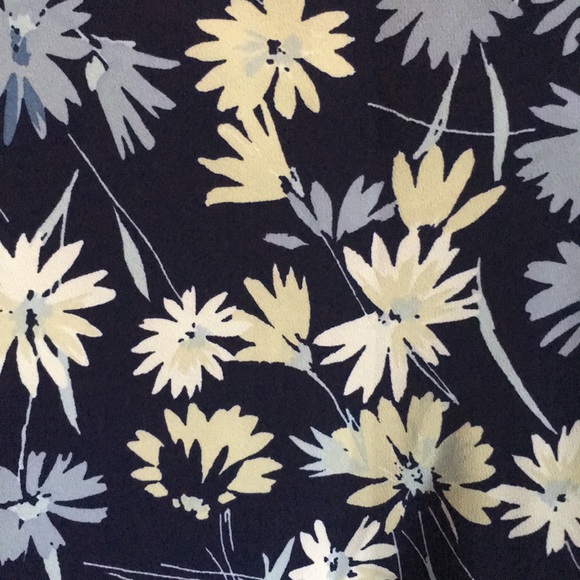 Skirt - Picture 2 of 5